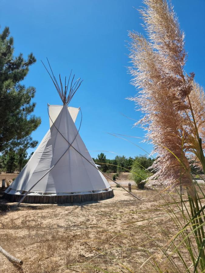 Goodmuda Tipi'S Hotel Grândola Екстериор снимка